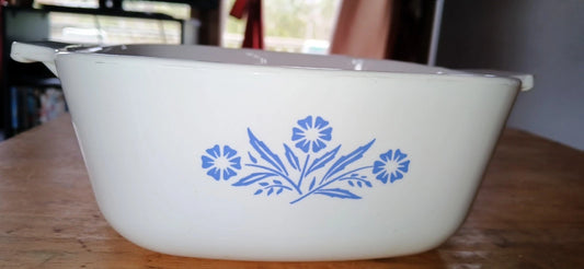Vintage RARE Antique Collectale Corning Ware Blue Corn Flower Casserole Dish P-1-1/2-B , 1 1/2 QT