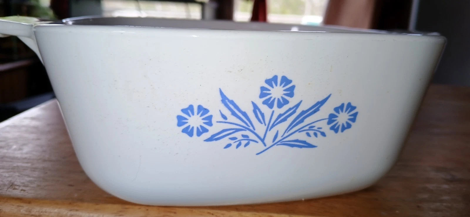 Vintage RARE Antique Collectale Corning Ware Blue Corn Flower Casserole Dish P-1-1/2-B , 1 1/2 QT